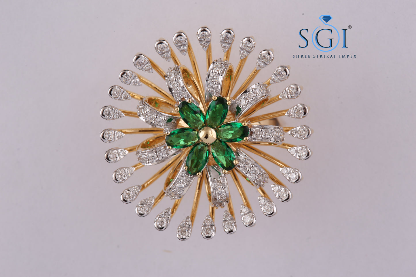 2ctw Moissanite Diamond Natural Green Color Synthetic Oval Cut Flower Shape Women's Party Wear Ring