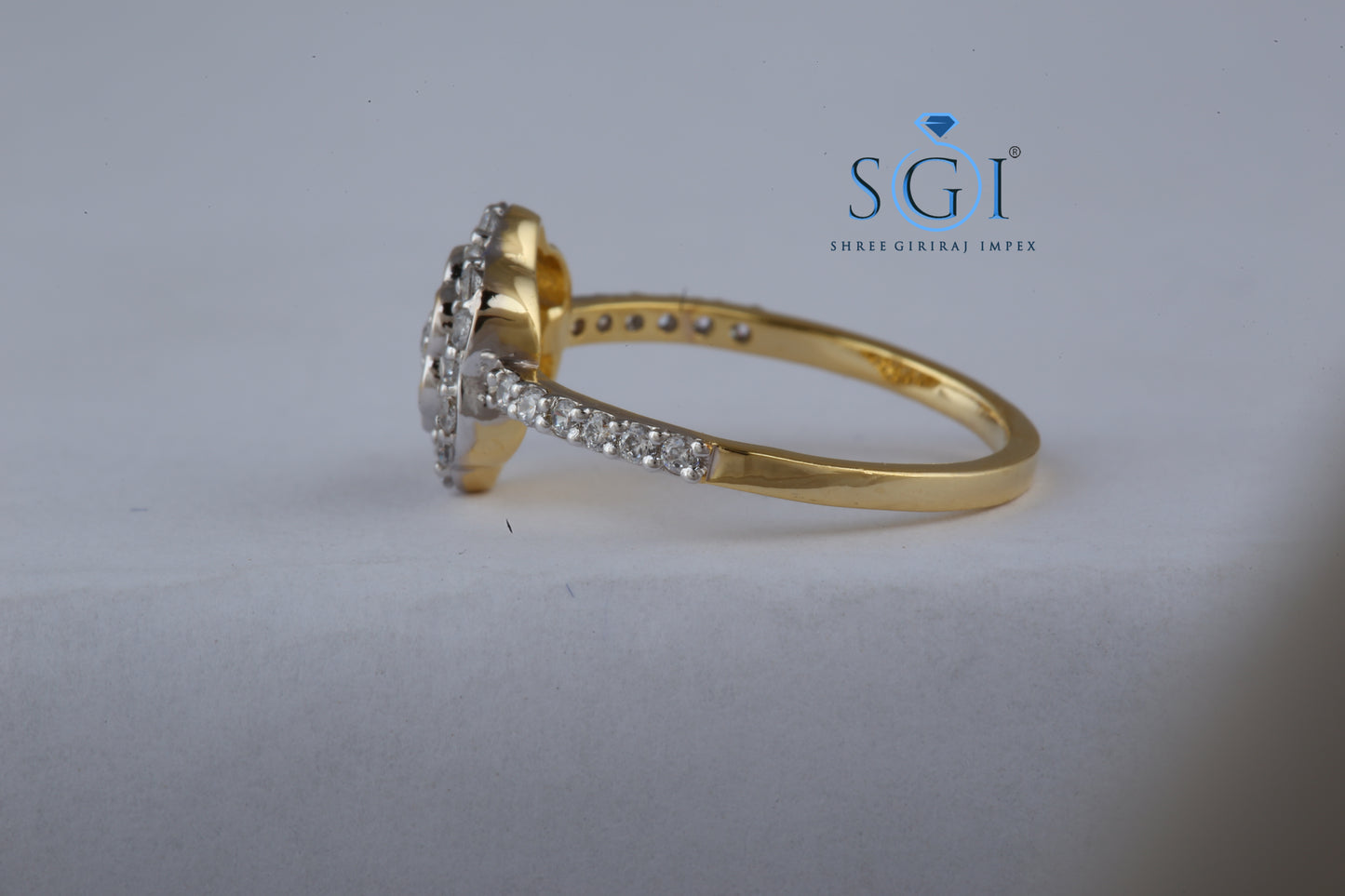 1.35ctw EF VVS VS Lab Grown Round Cut Diamond Dainty Flower Ring, 18k Yellow Gold Ring, Floral Engagement Ring, Ladies Gold Diamond Ring