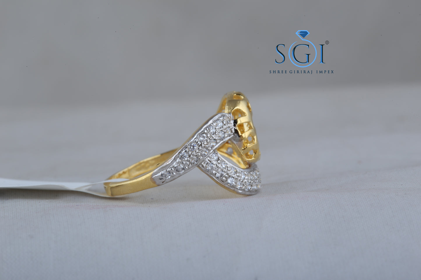 0.40ctw EF VVS VS Lab Grown Star Melle Round Cut Diamond 14K Yellow Gold Diamond Ring, Plated Royal Looking Jewelry For Women