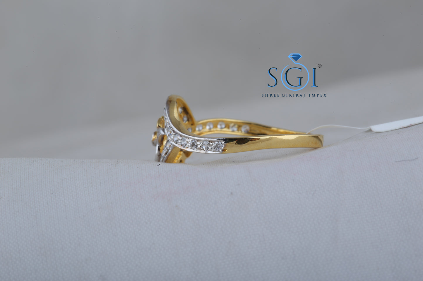 0.35ctw EF VVS VS Lab Grown Round Cut Diamond Charming Look Womens 14K Yellow And White Gold Natural Diamond Ring, Engagement Ring For Women