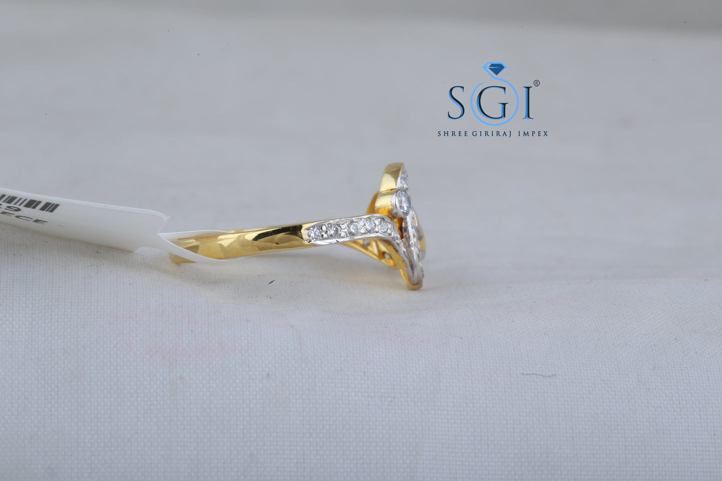 0.20ctw EF VVS VS Lab Grown Round Cut Real Gold Diamond Ring At Best Price, Latest Bridal Ring Collection For Womens, Classic 18K Yellow Gold Diamond Ring