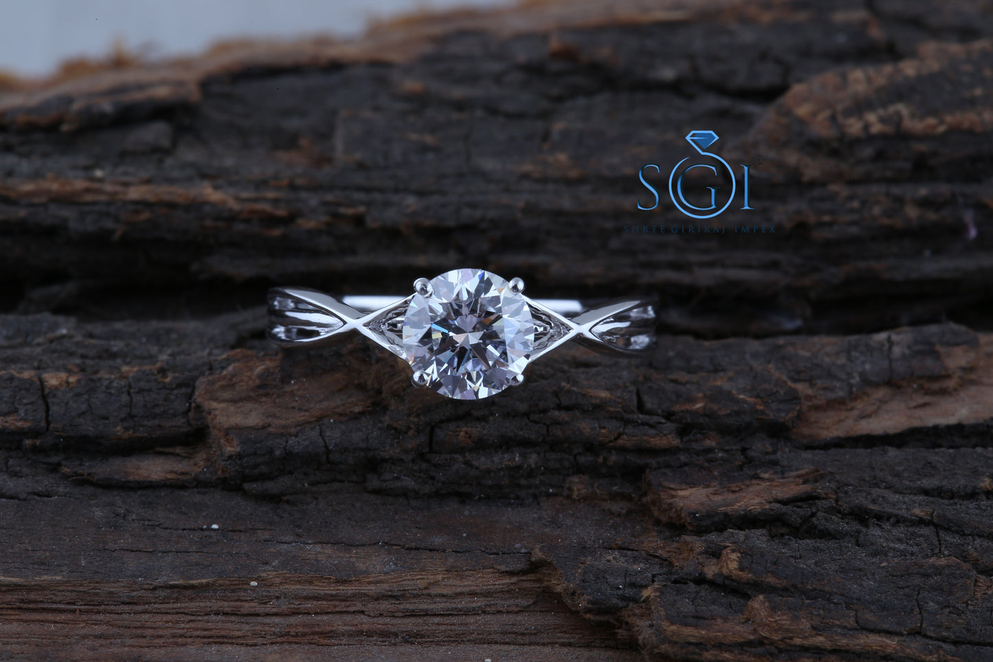 2ctw Round White Center Round Cut Moissanite Ring 10K White Gold Twisted Accents Wedding Ring,Round Twist Shank Infinity Solitaire Moissanite Ring, Women's Promise Wedding Ring, Petite Twist Engagement Ring