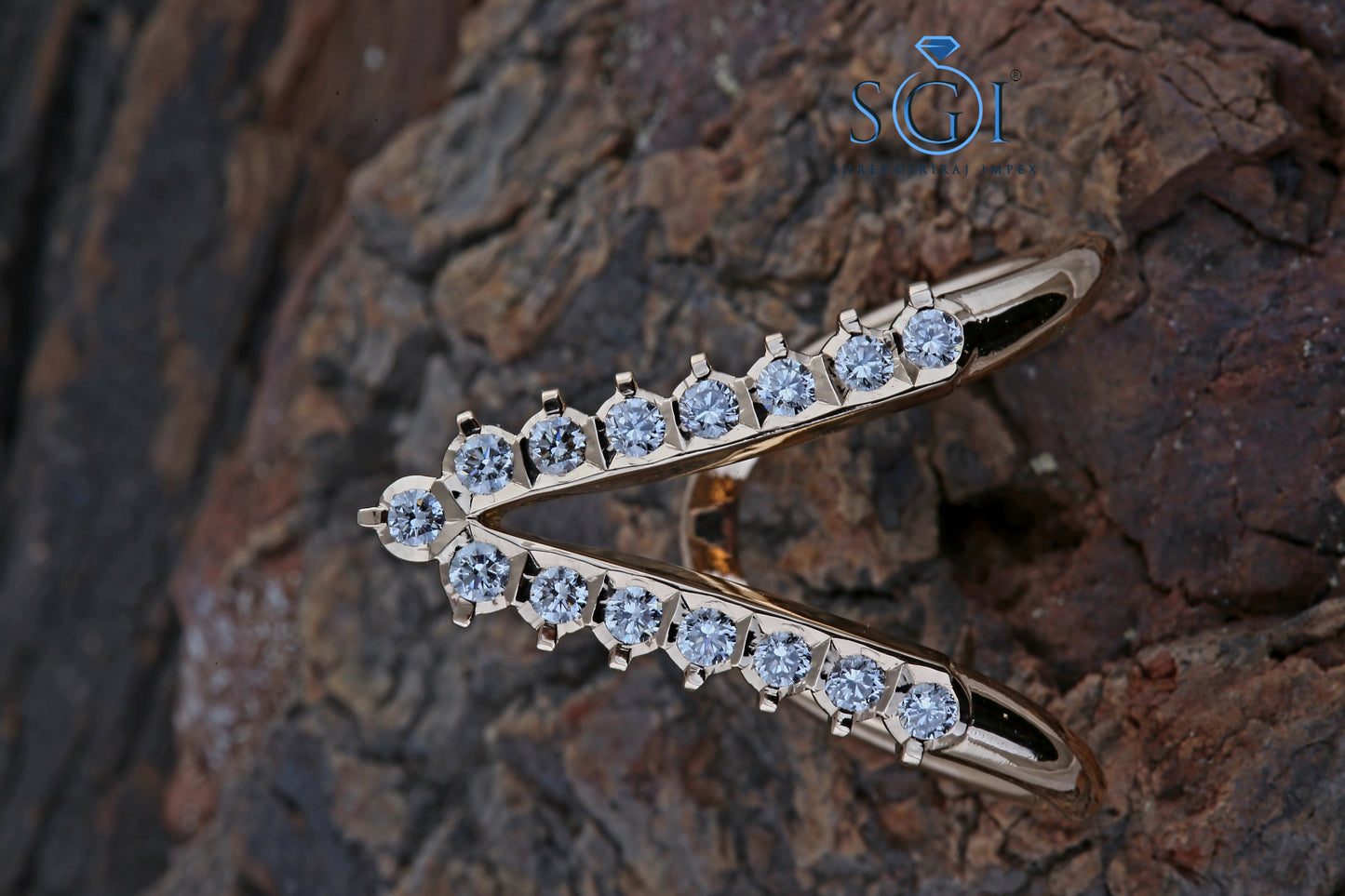 0.60ctw EF VVS VS Lab Grown Round Cut V Shape Wedding Ring, 14k Rose Gold V Shaped Ring,Reversible V Rose Gold Diamond Ring, Womens Diamond Ring