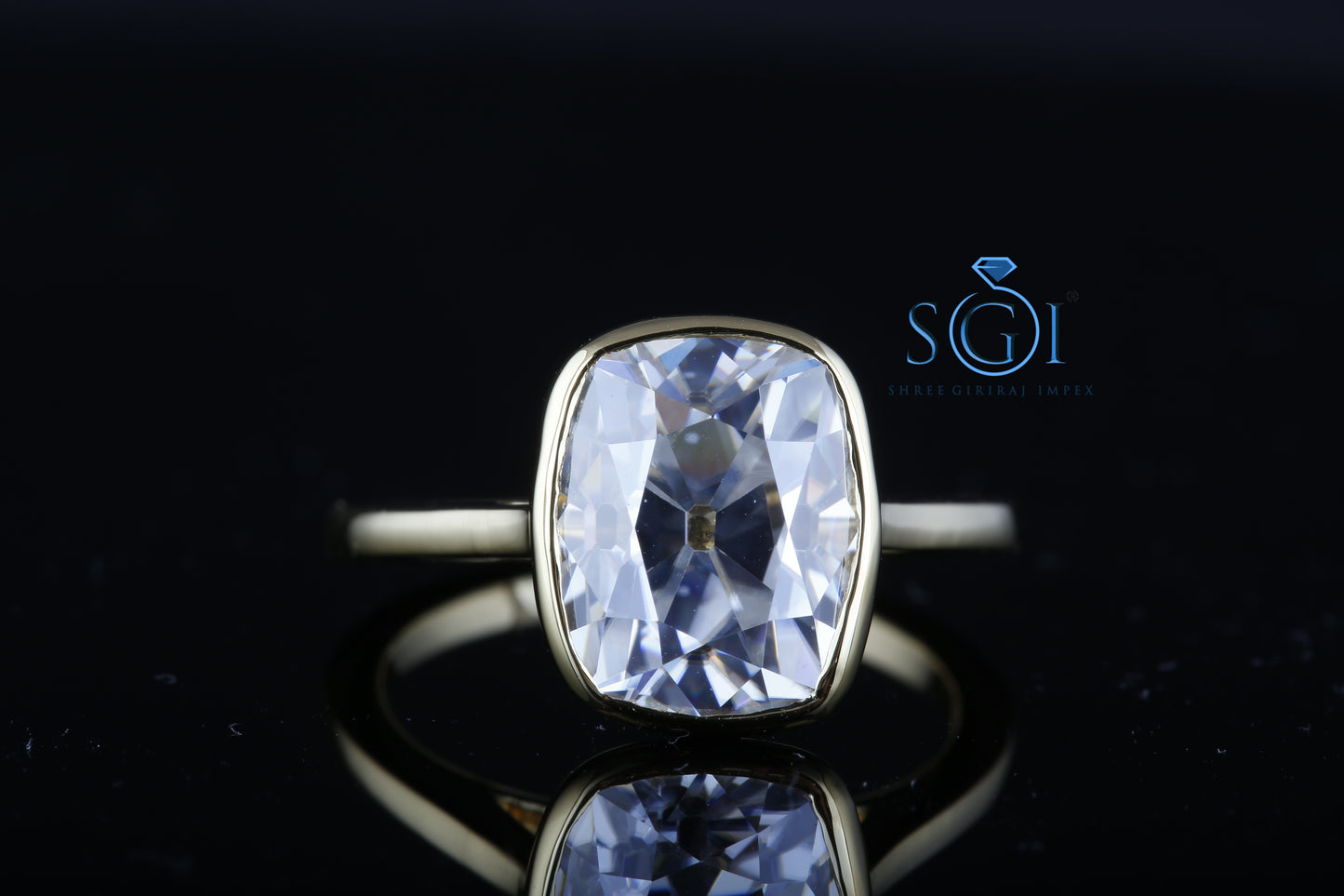 3.5ct White E VVS1 Old Mine Cut Cushion Shape Moissanite Diamond Solitaire Yellow Gold Basel Setting Engagement Wedding partywear Ring