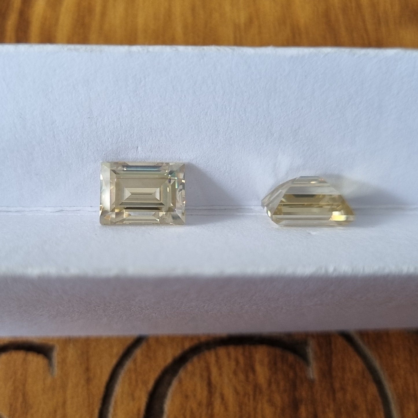 2ct 6*8mm Each Canary Yellow Buget Cut Moissanite Diamond For Jewellery Settings