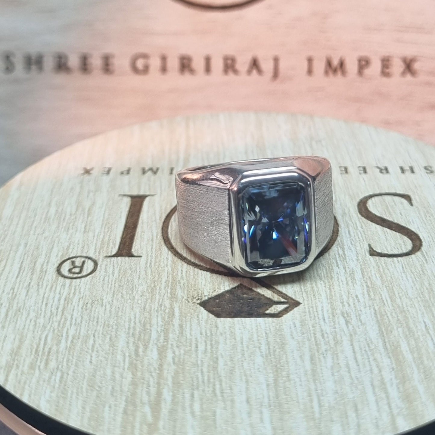 6ct 9*12mm Natural Blue Radiant Shape Moissanite Ring With Sterling Silver For Man