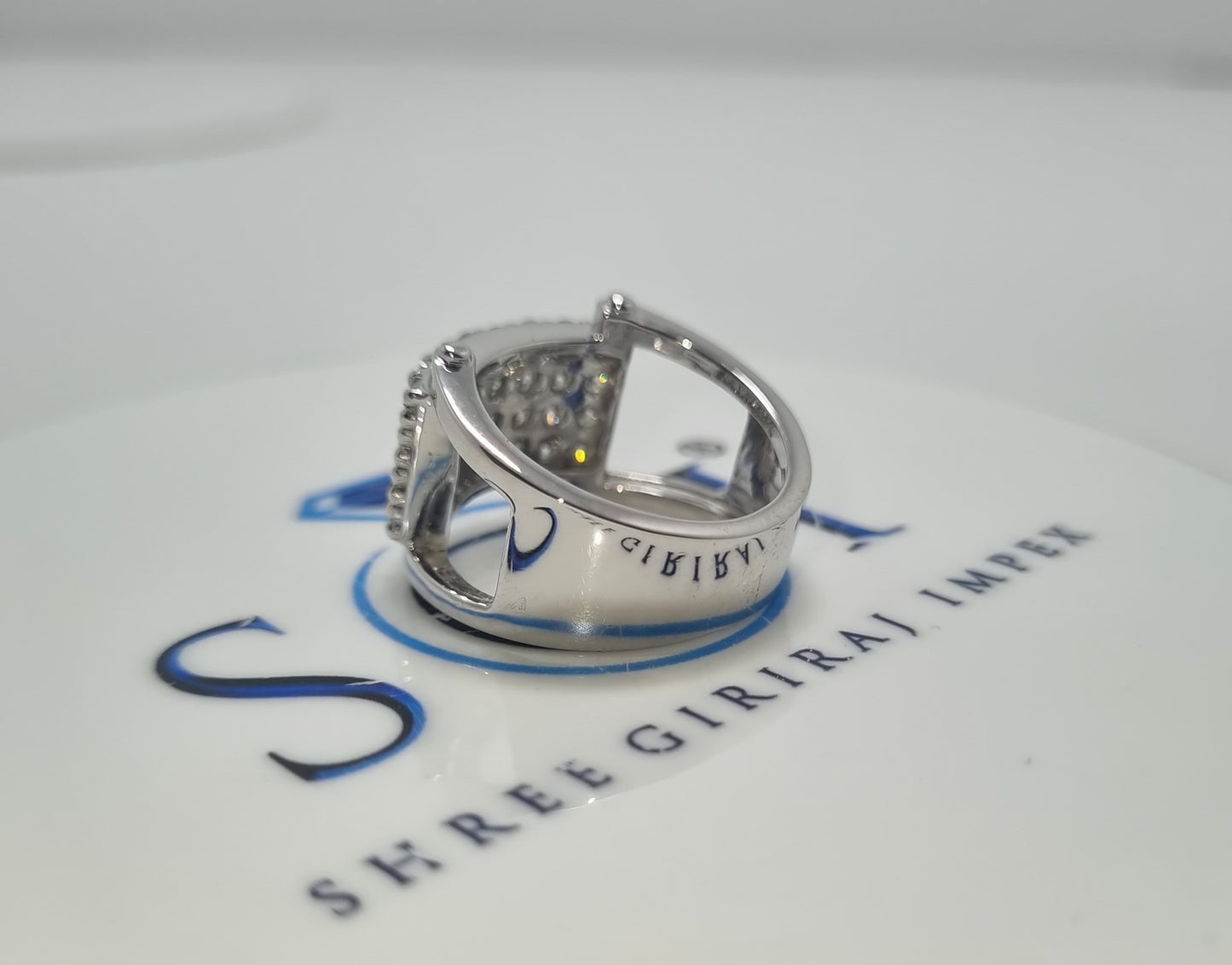 1.70ctw 2.4mm Round White Moissanite Diamond Man's Ring With 925 Sterling Silver