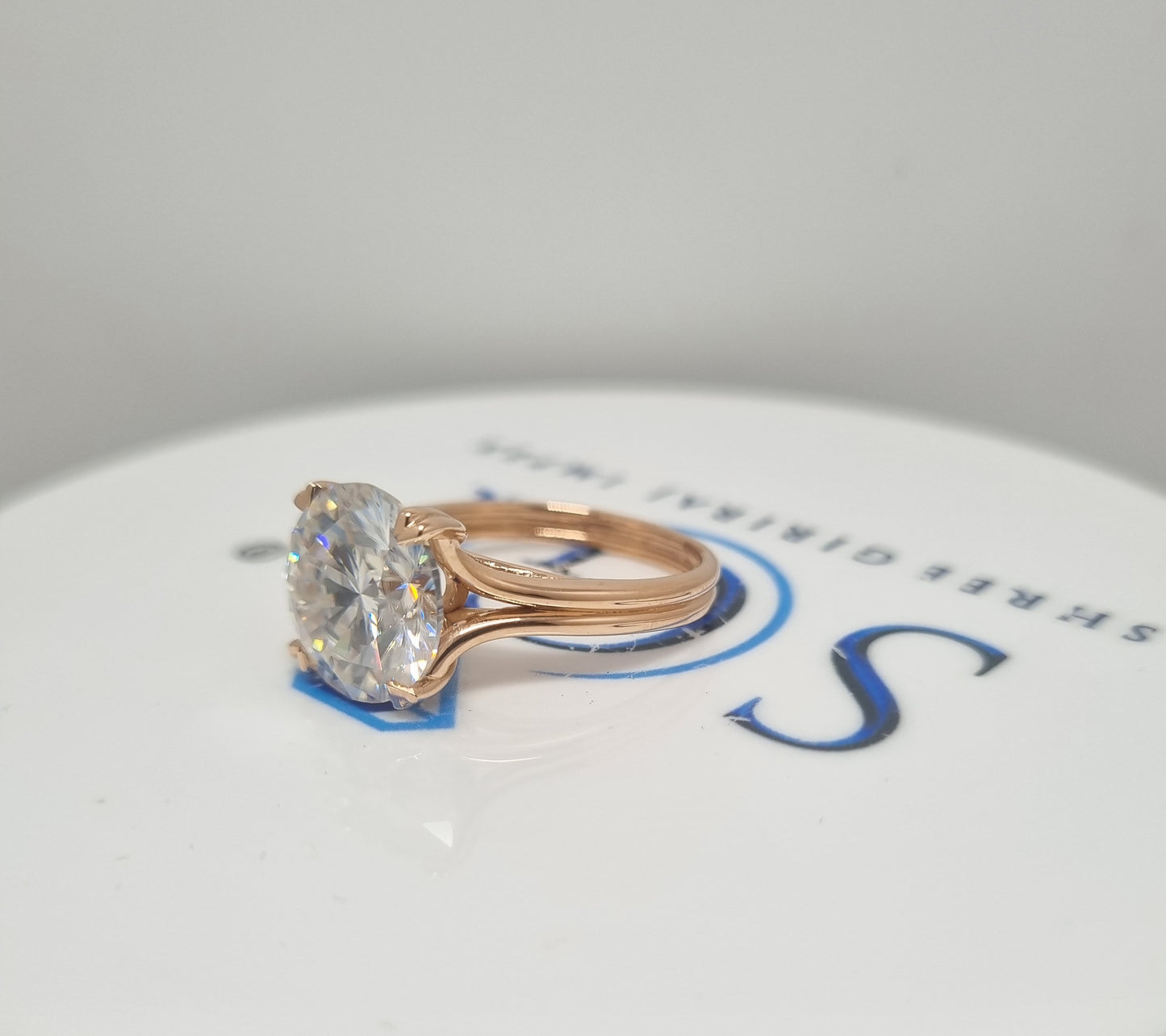 12mm Round White D VVS1 Moissanite Diamond Engagement unisex Ring With 18k Rose gold