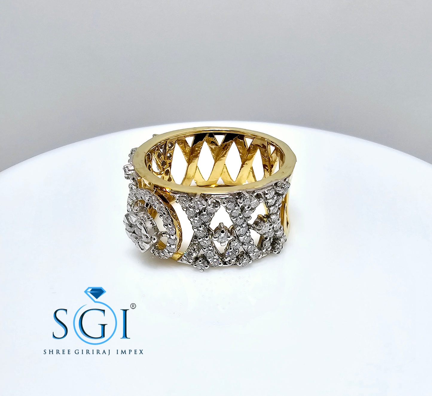 X design 925 Yellow Gold Plated Sterling Silver Ring With White D VVS1 Moissanite Diamond