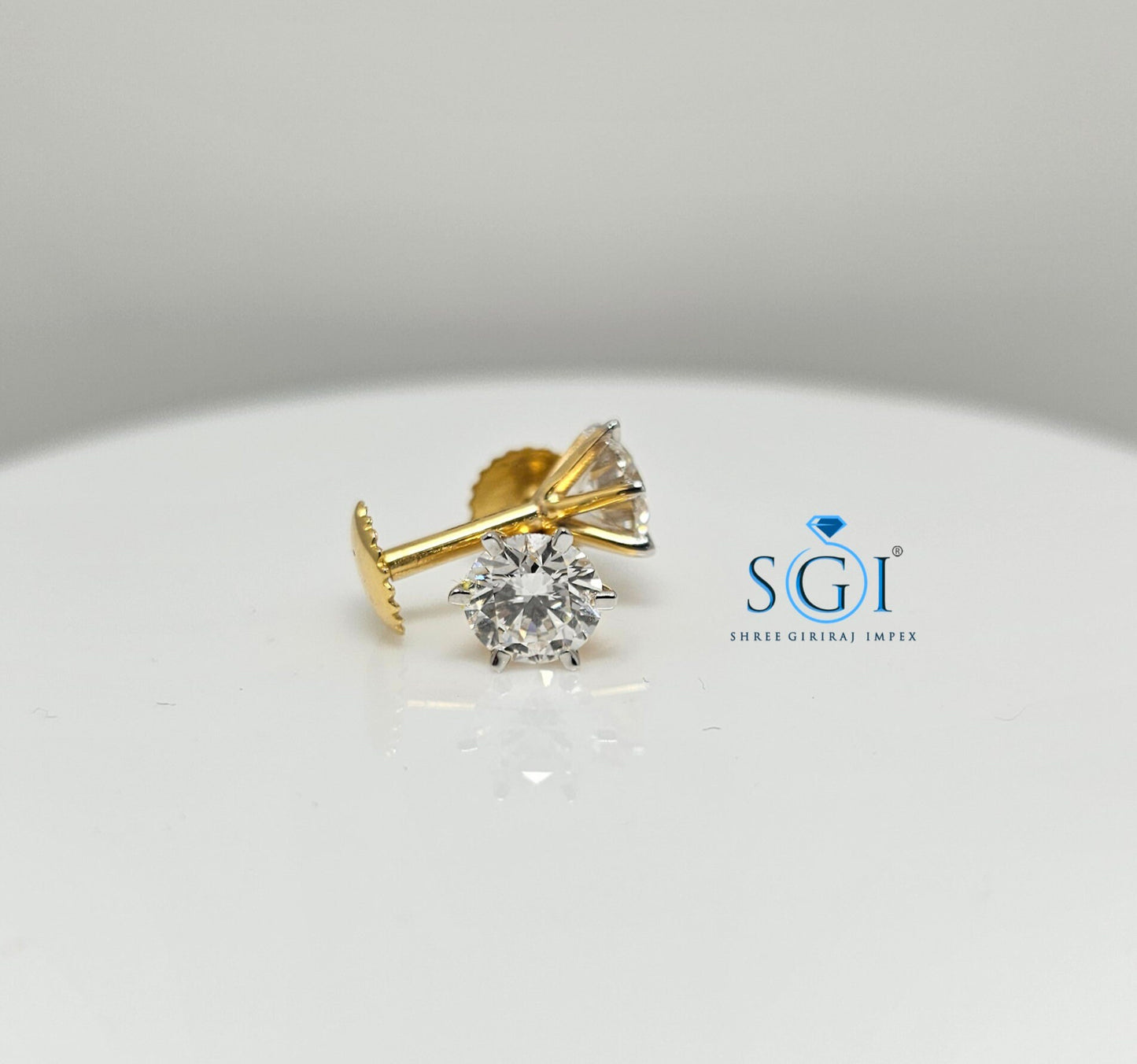 2ctw Lab Grown Diamond Stud Earrings: E VS1 Yellow Gold