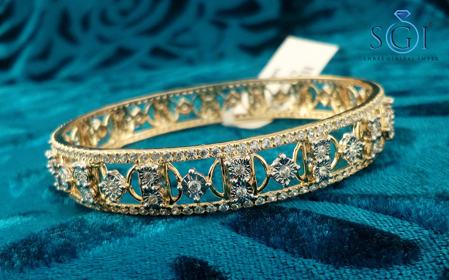 Dazzling 18K Yellow & White Gold Diamond Bangle – 17.80 CTW Round Cut Natural Diamonds, Illusion Setting | Party Wear & Gift for Mom