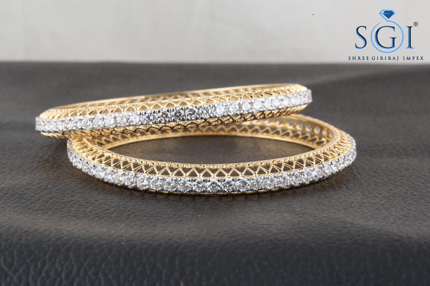 30ctw Round White D vvs1 Moissanite 14k Solid Gold Diamond Bangles, Stackable Round Shape Bangles For Valentine Day, Diamond Bangles For Bridal, Wedding Bangles For Womens