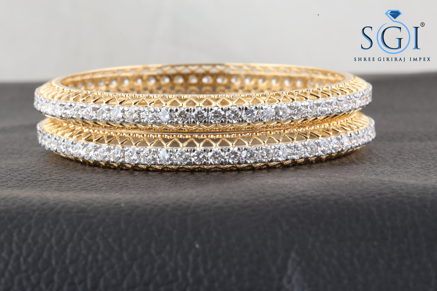 30ctw Round White D vvs1 Moissanite 14k Solid Gold Diamond Bangles, Stackable Round Shape Bangles For Valentine Day, Diamond Bangles For Bridal, Wedding Bangles For Womens