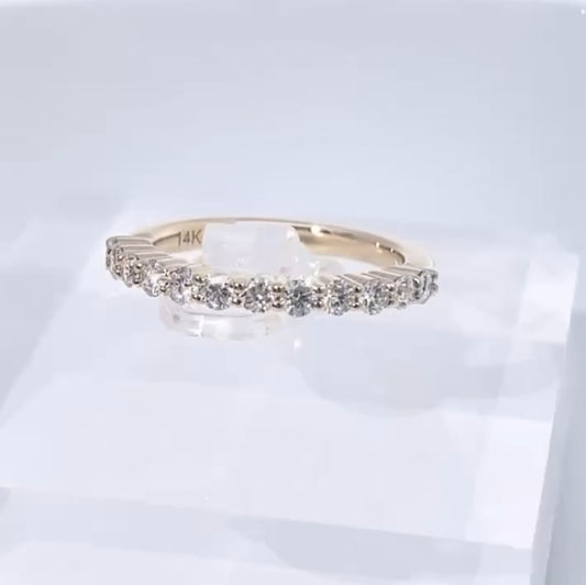 3mm Round Shape EF VVS Labgrown diamond Engagement Ring with 14k Rose Gold