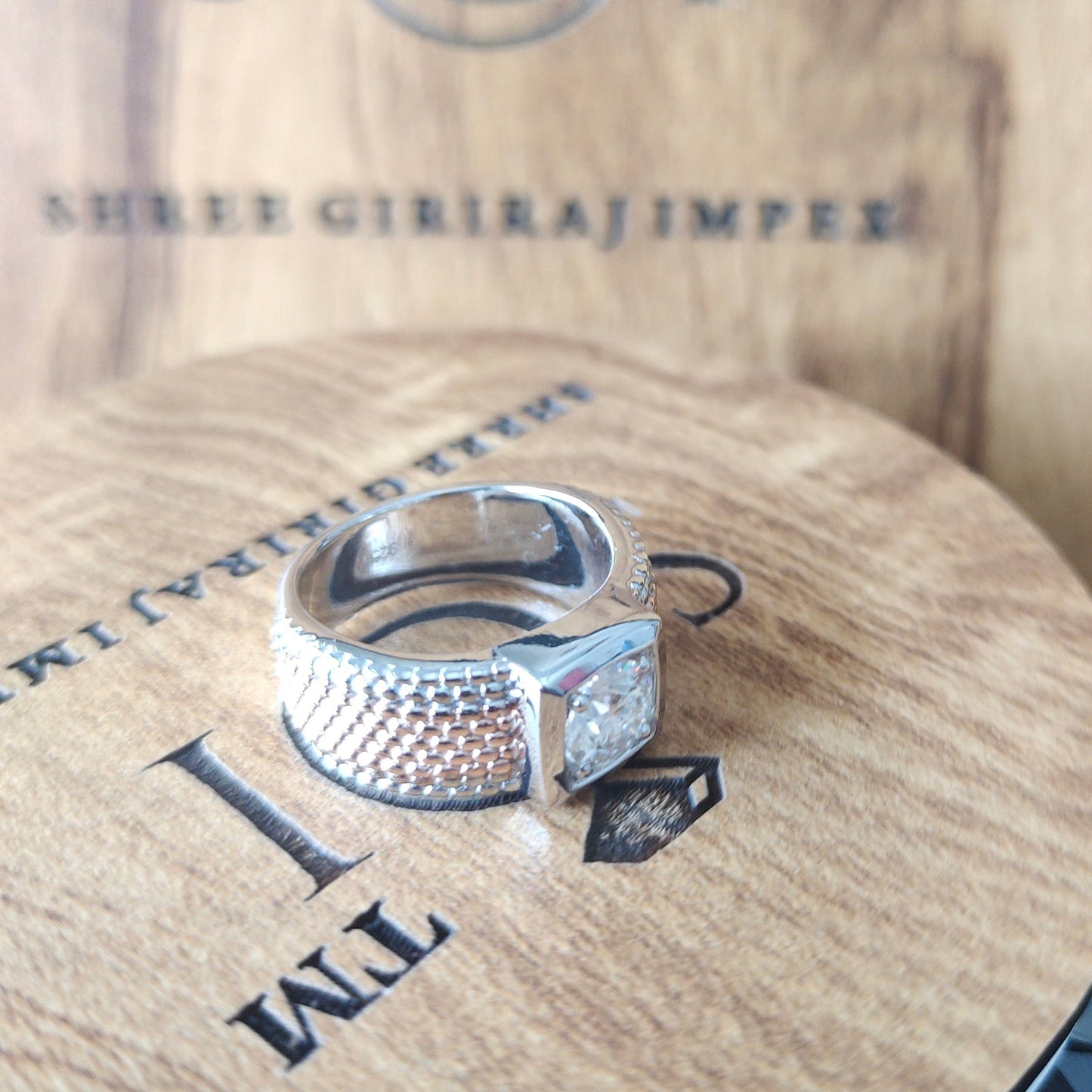 925 Sterling Silver Mans Ring With 1 Ct Moissanite Diamond