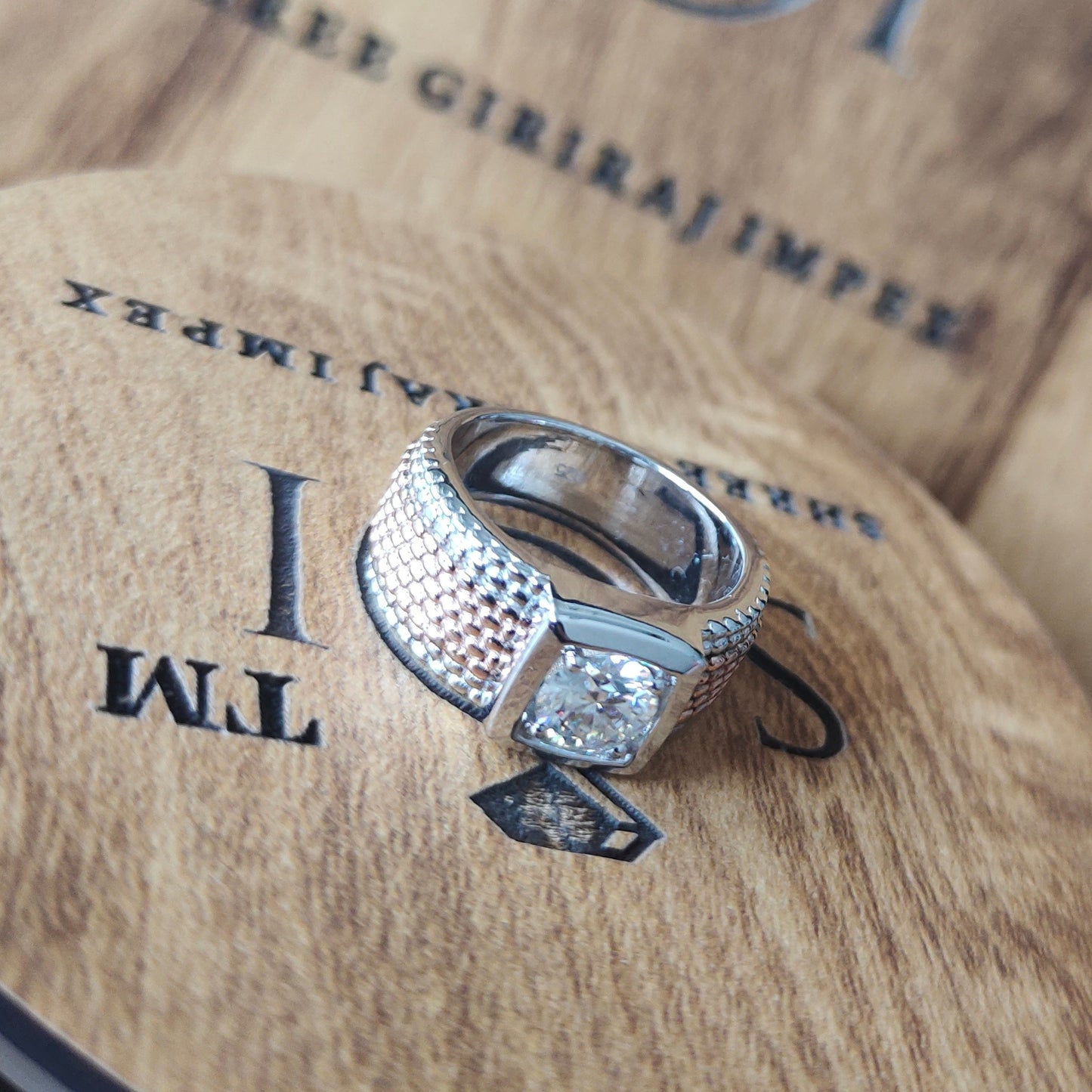 925 Sterling Silver Mans Ring With 1 Ct Moissanite Diamond