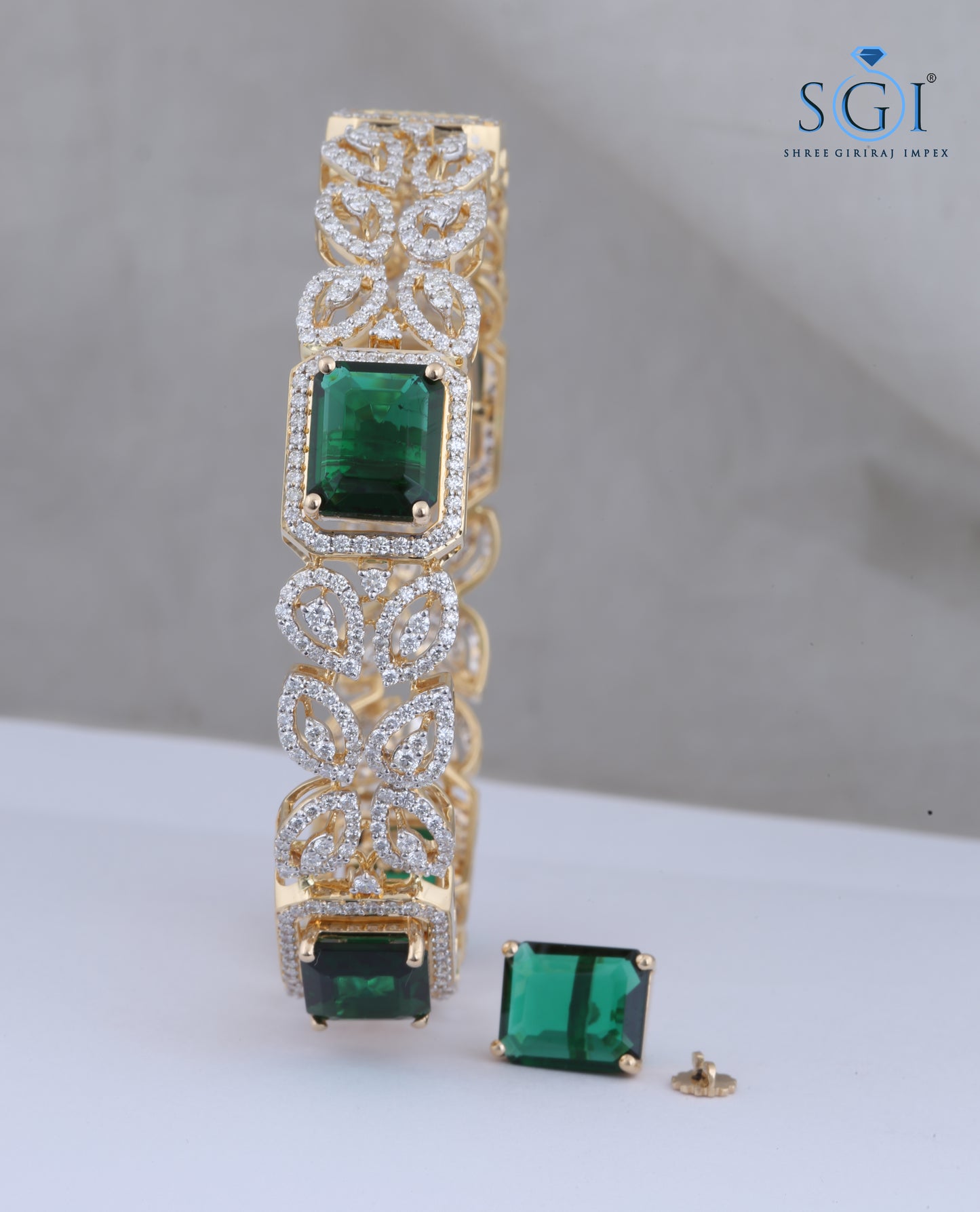 60ctw Green Lab Grown Emerald And Round Cut Moissanite Diamond Bangles, Emerald Green Yellow Gold Bangles, Bollywood Jewelry,Diamond jewelry, Fancy Bangles For Women, Wedding Bangle Collection