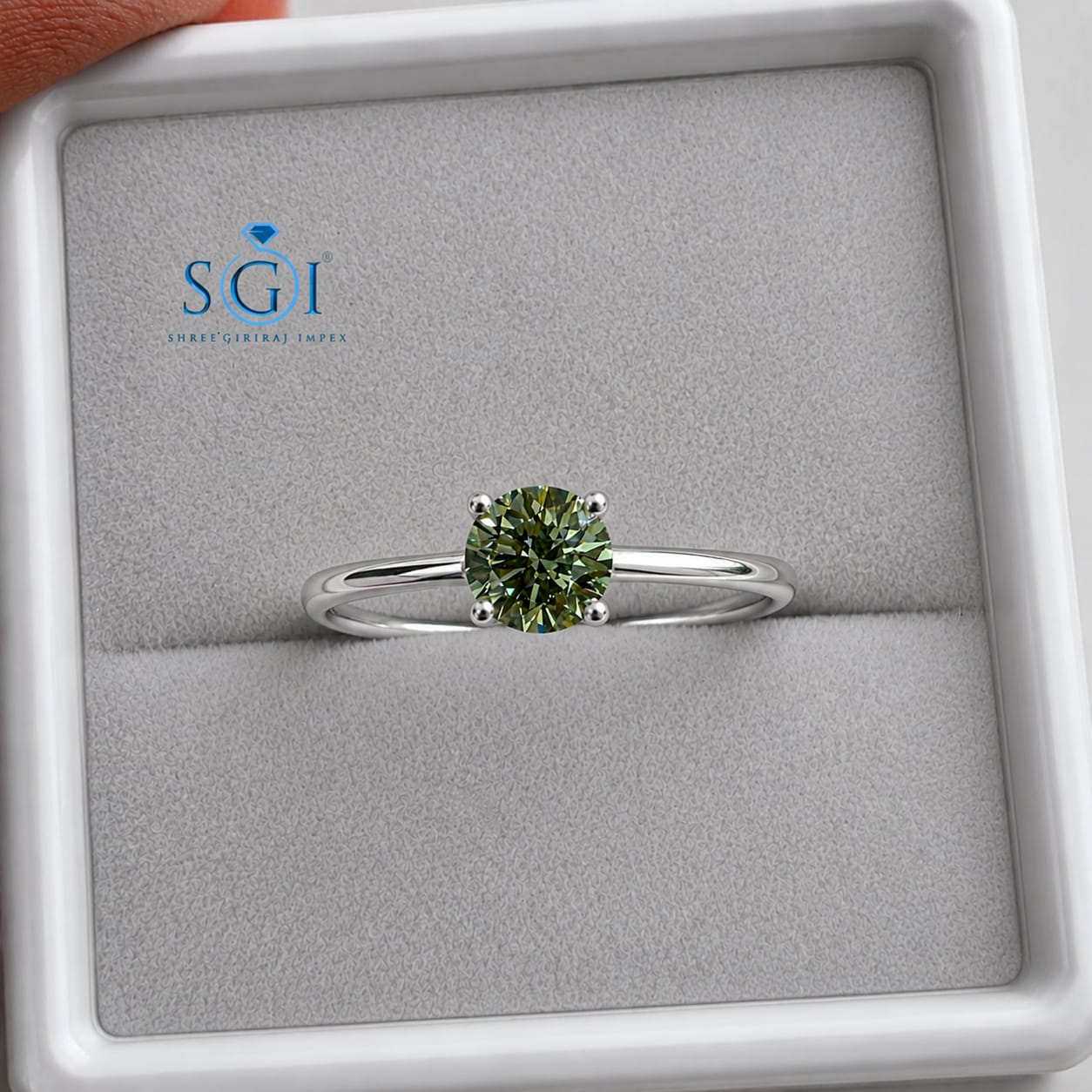 4 CT 8mm Round Olive Green Lab Grown Diamond Ring / Brilliant Cut Green Diamond Ring for Wholesale