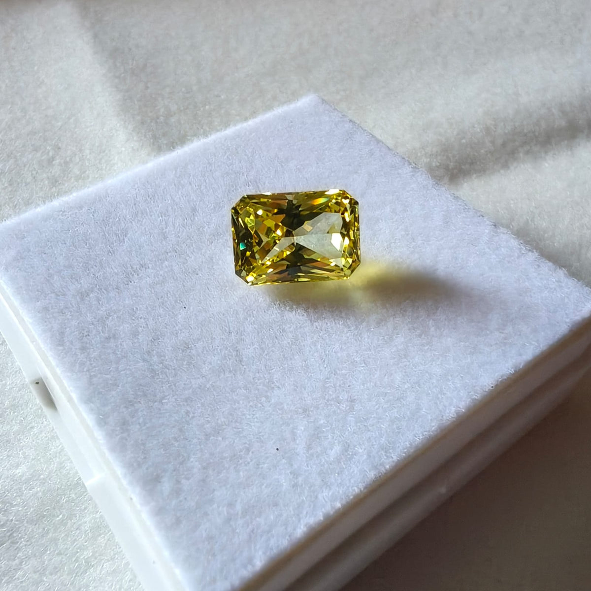 4.21 CT Lab-Grown Yellow Sapphire 7x10mm Radiant Cut Vivid Yellow Luxury Gemstone