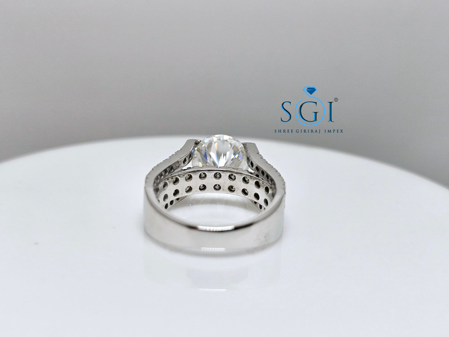 4ctw Lab Grown Diamond Luxurious Wedding Gold Ring