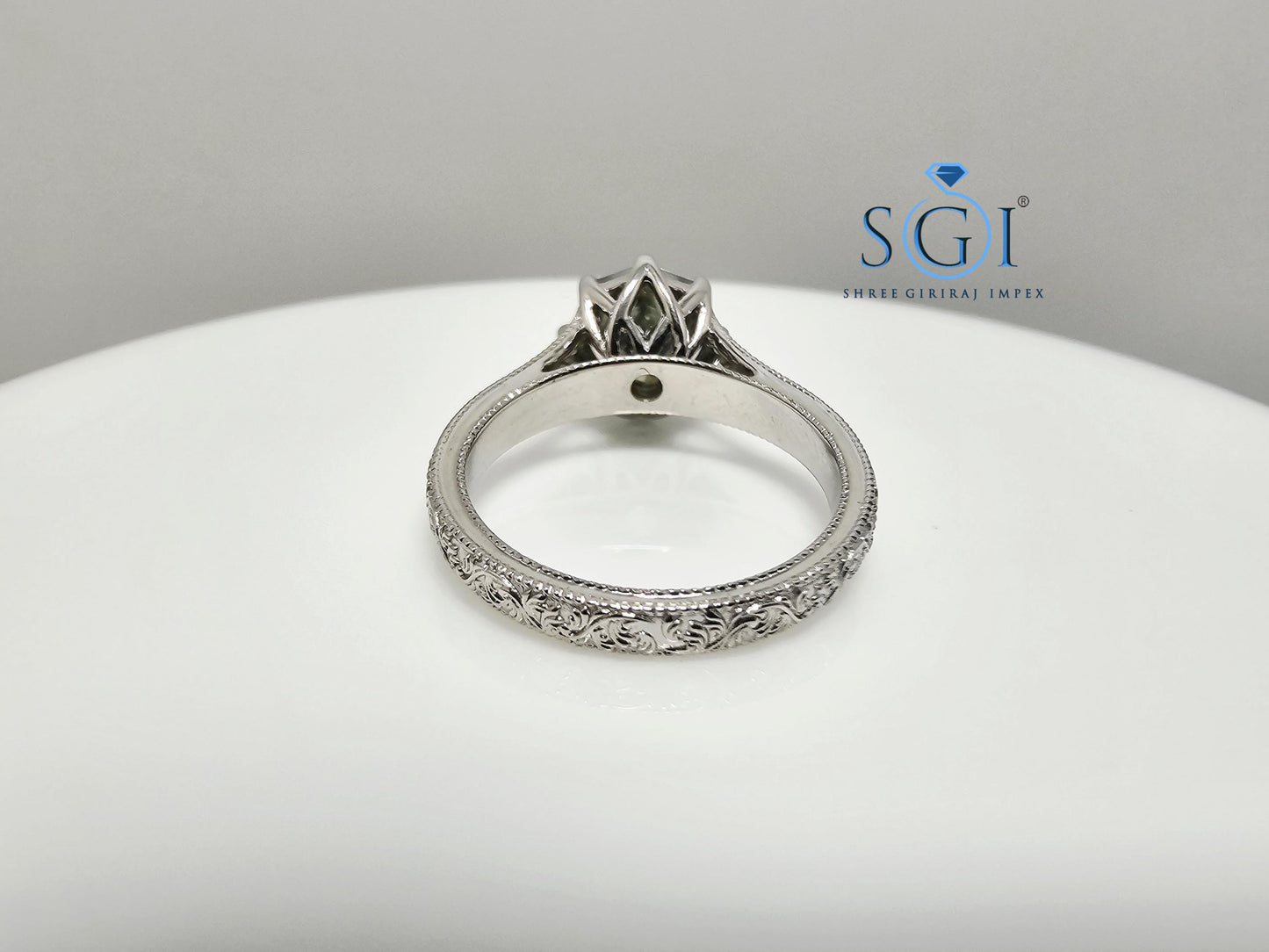 Elegant 3Ct Natural Green Octa Hexagon Moissanite Ring in Silver Vintage StyleJewelry