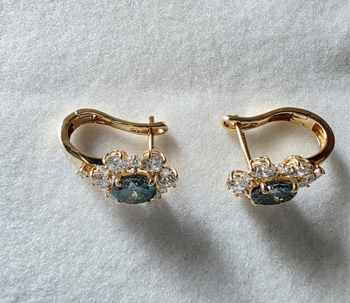 Luxury 18K Gold Earrings 2CT Portuguese Cut Moissanite Center 2.50 CTW Lab-Grown Diamond Side Stones Premium Fine Jewelry