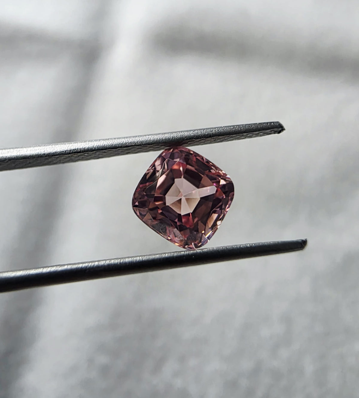 1.80 CT Padparadscha Color Lab-Grown Sapphire 7mm Cushion Cut Loose Gemstone for Custom Fine Jewelry