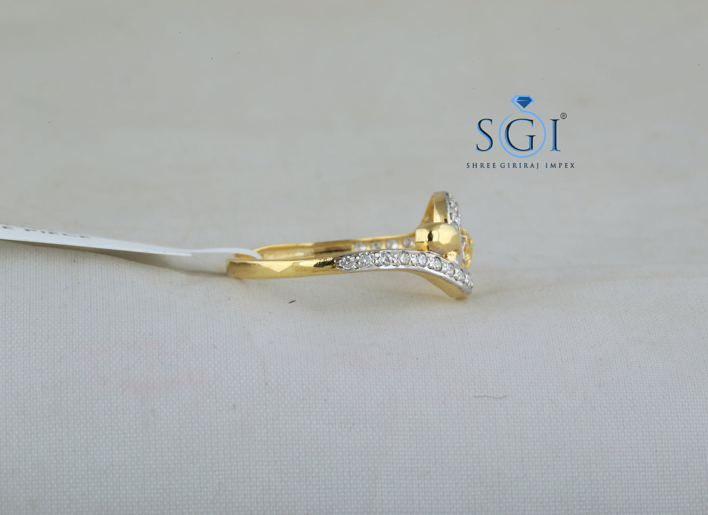 0.30ctw EF VVS VS Lab Grown Round Cut Natural Diamond Studded Ladies Ring, Two Tone Gold Diamond Ring, Party Wear Womens Ring In 18K Yellow Gold