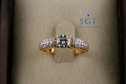 2ctw  Moissanite Diamond Center Round Cut Multiple Real Diamond 14K Yellow Gold Hip Hop Diamond Ring