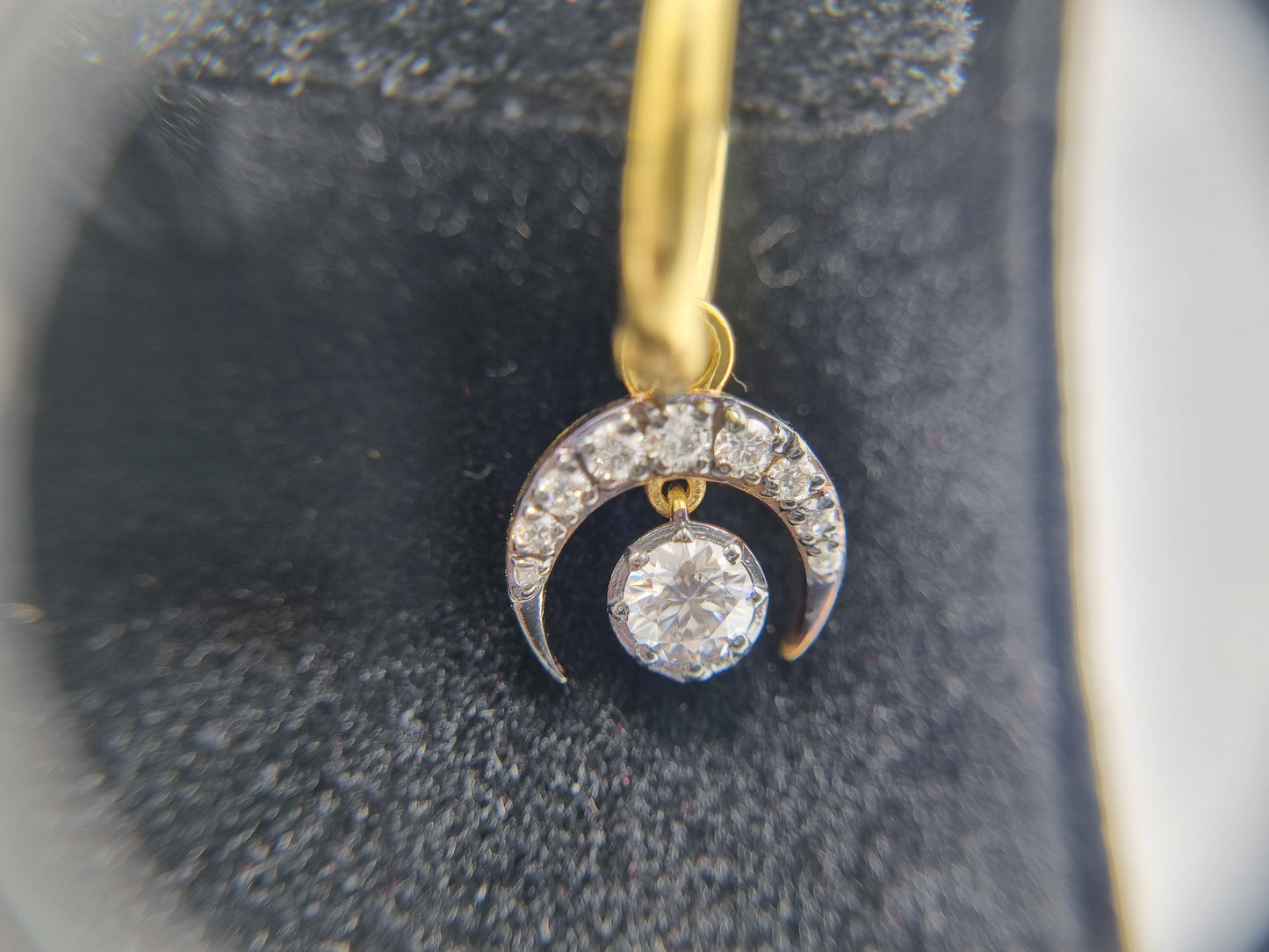 1ctw Moissanite Studed Hanging Ear Ring With 14k Gold and Front side With Black Rhodium