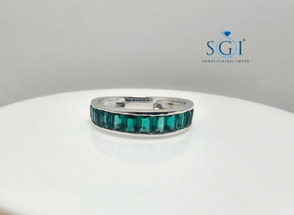2.20ctw Lab-Grown Emerald Ring – Luxurious Green Gemstone Ring in Elegant Setting, Perfect for Special Occasions