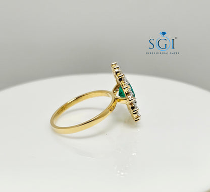 3.20ctw Lab Grown Emerald & Moissanite Diamond Ring in 18K Gold  Stunning Gemstone Combination