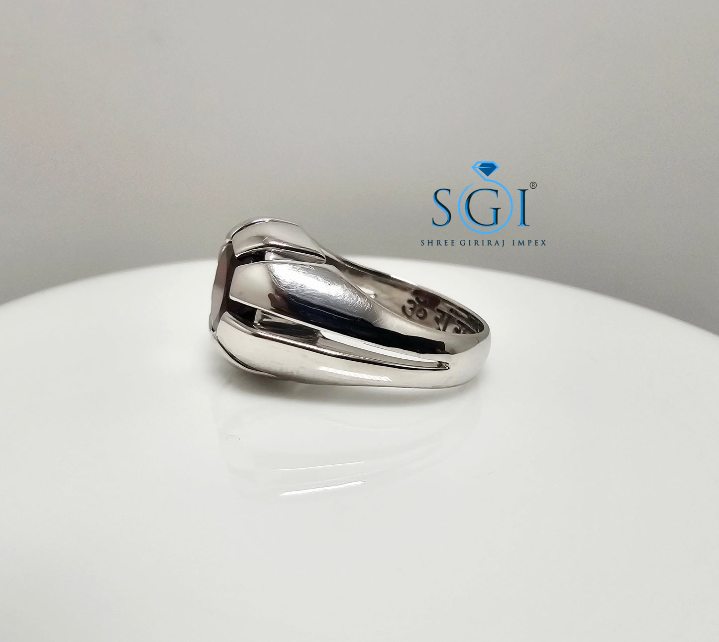 Men’s Silver Ring with 11mm Natural Hessonite Garnet – Portuguese Cut Red Gemstone