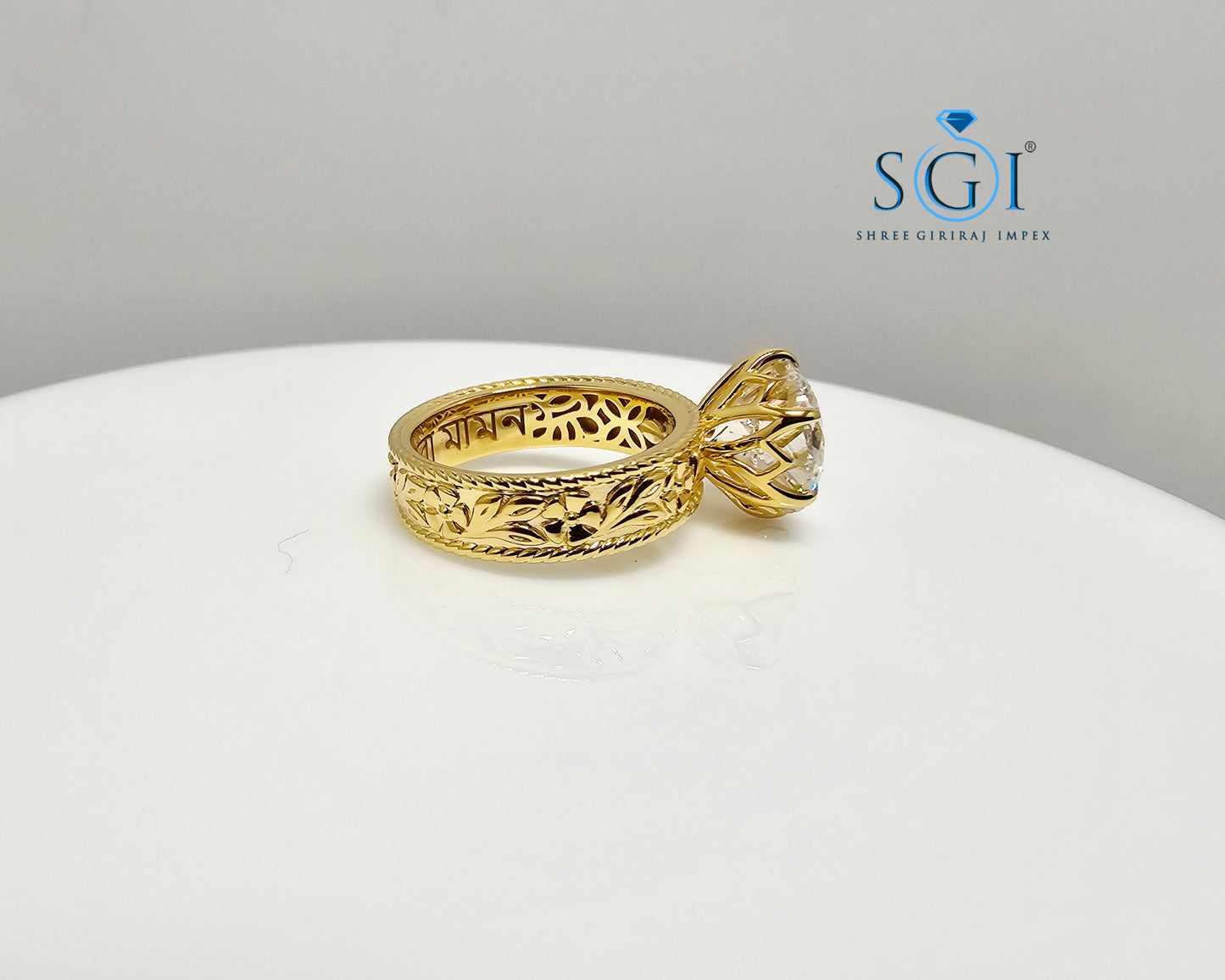 3.51 Ct Portuguese Shape E VVS2 Lab-Grown Diamond Vintage Ring in Solid Gold | Luxurious Engagement & Statement Jewelry