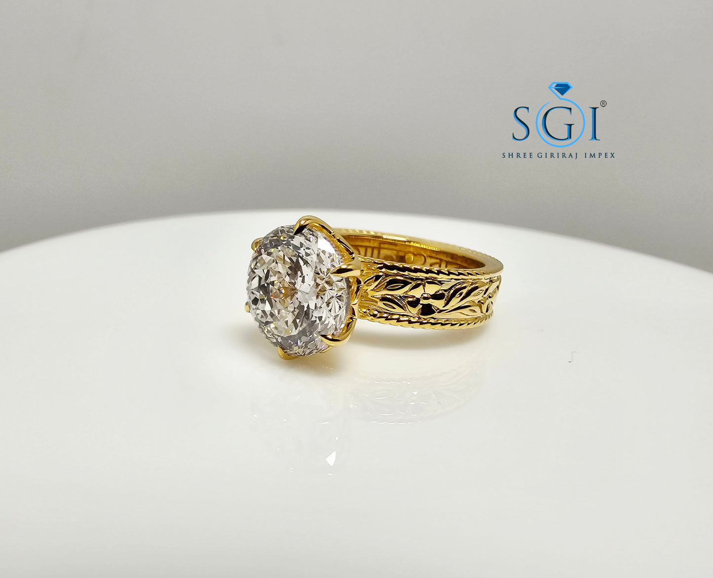 3.51 Ct Portuguese Shape E VVS2 Lab-Grown Diamond Vintage Ring in Solid Gold | Luxurious Engagement & Statement Jewelry