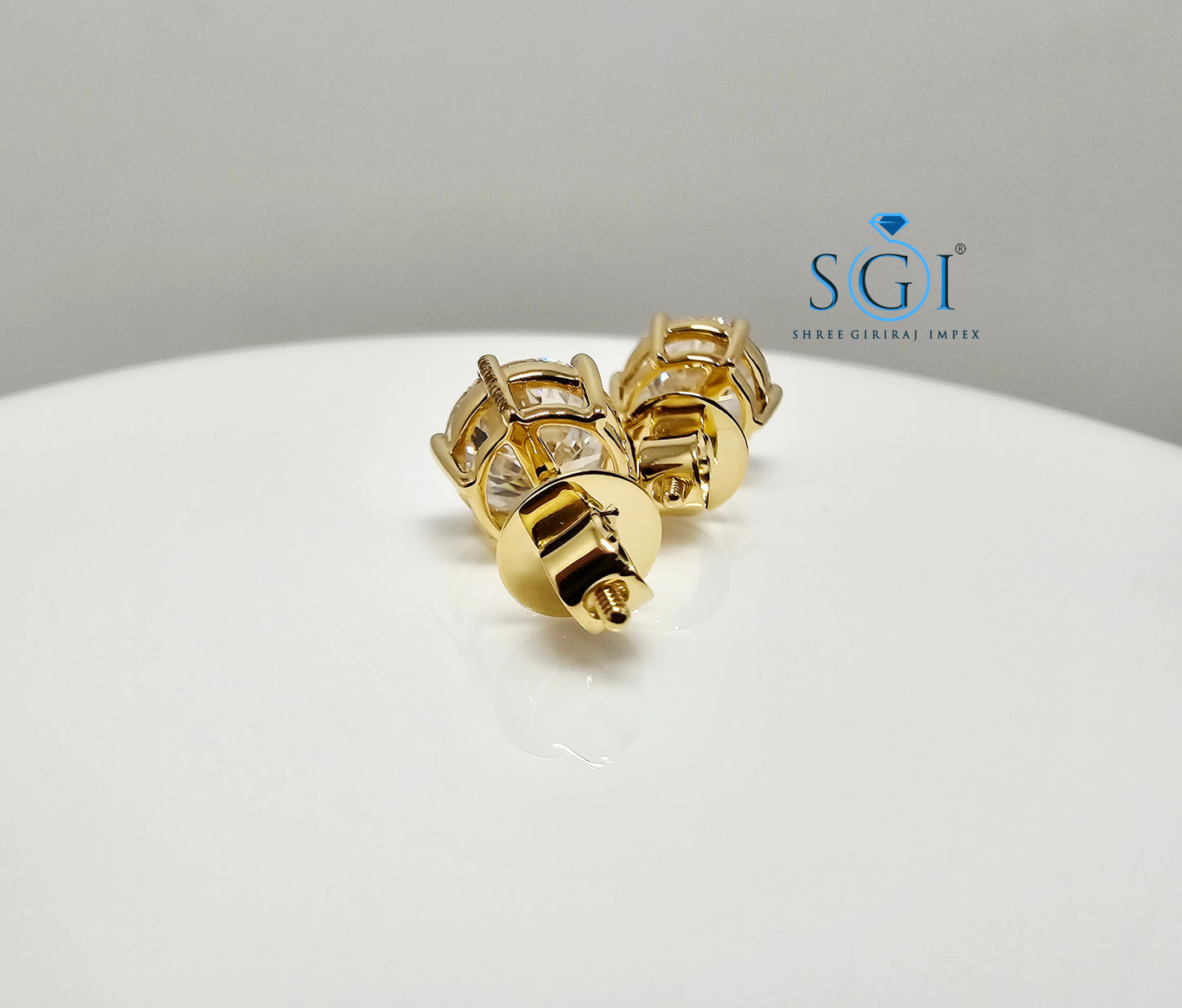 5.10 Ct E VS1 Lab-Grown Diamond Solitaire Stud Earrings in 18K Yellow Gold – Elegant Fine Jewelry