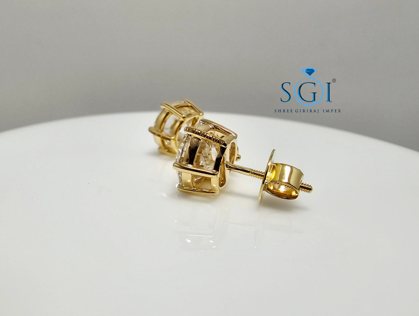 5.10 Ct E VS1 Lab-Grown Diamond Solitaire Stud Earrings in 18K Yellow Gold – Elegant Fine Jewelry