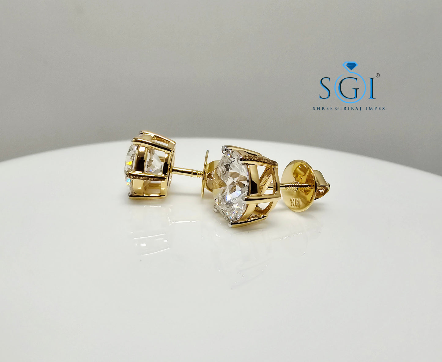 5.10 Ct E VS1 Lab-Grown Diamond Solitaire Stud Earrings in 18K Yellow Gold – Elegant Fine Jewelry