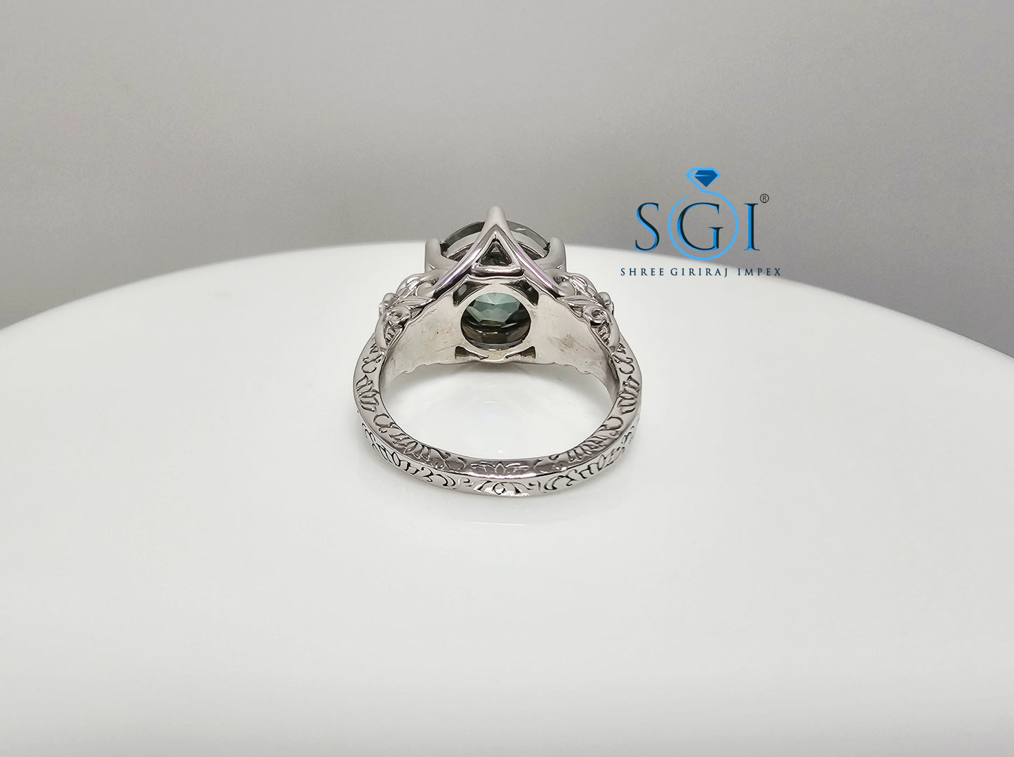 Antique-Style Silver Ring Featuring 4ct Green Jubilee Cut Moissanite (10mm)