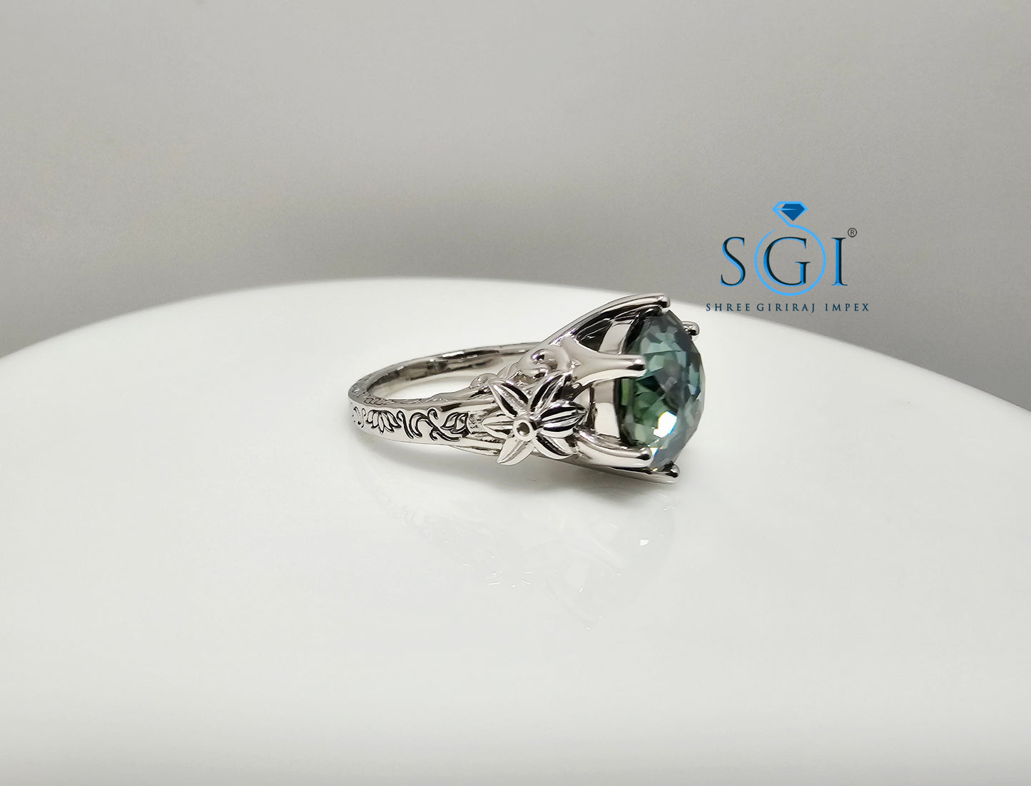 Antique-Style Silver Ring Featuring 4ct Green Jubilee Cut Moissanite (10mm)