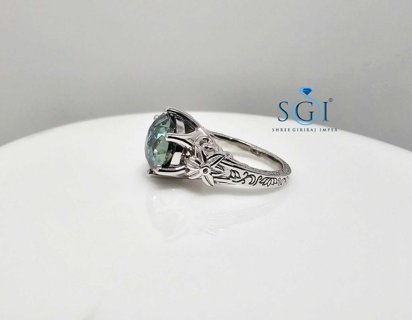 Antique-Style Silver Ring Featuring 4ct Green Jubilee Cut Moissanite (10mm)