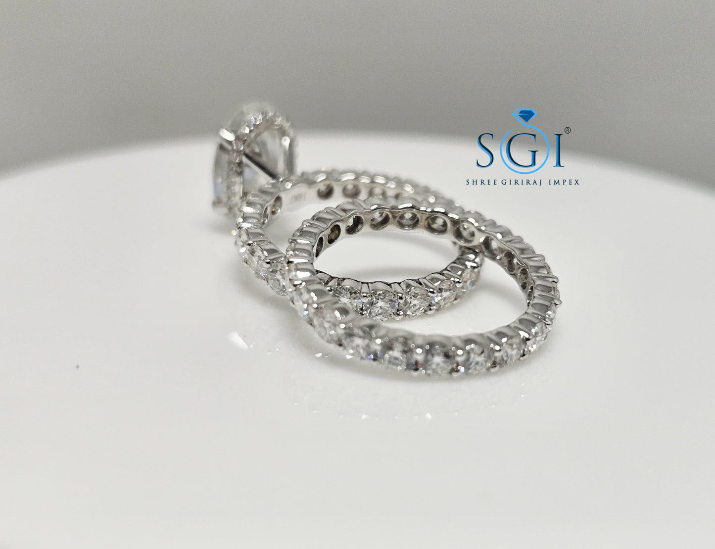 Luxurious 6ct Oval Moissanite Diamond Ring – 18K White Gold Setting