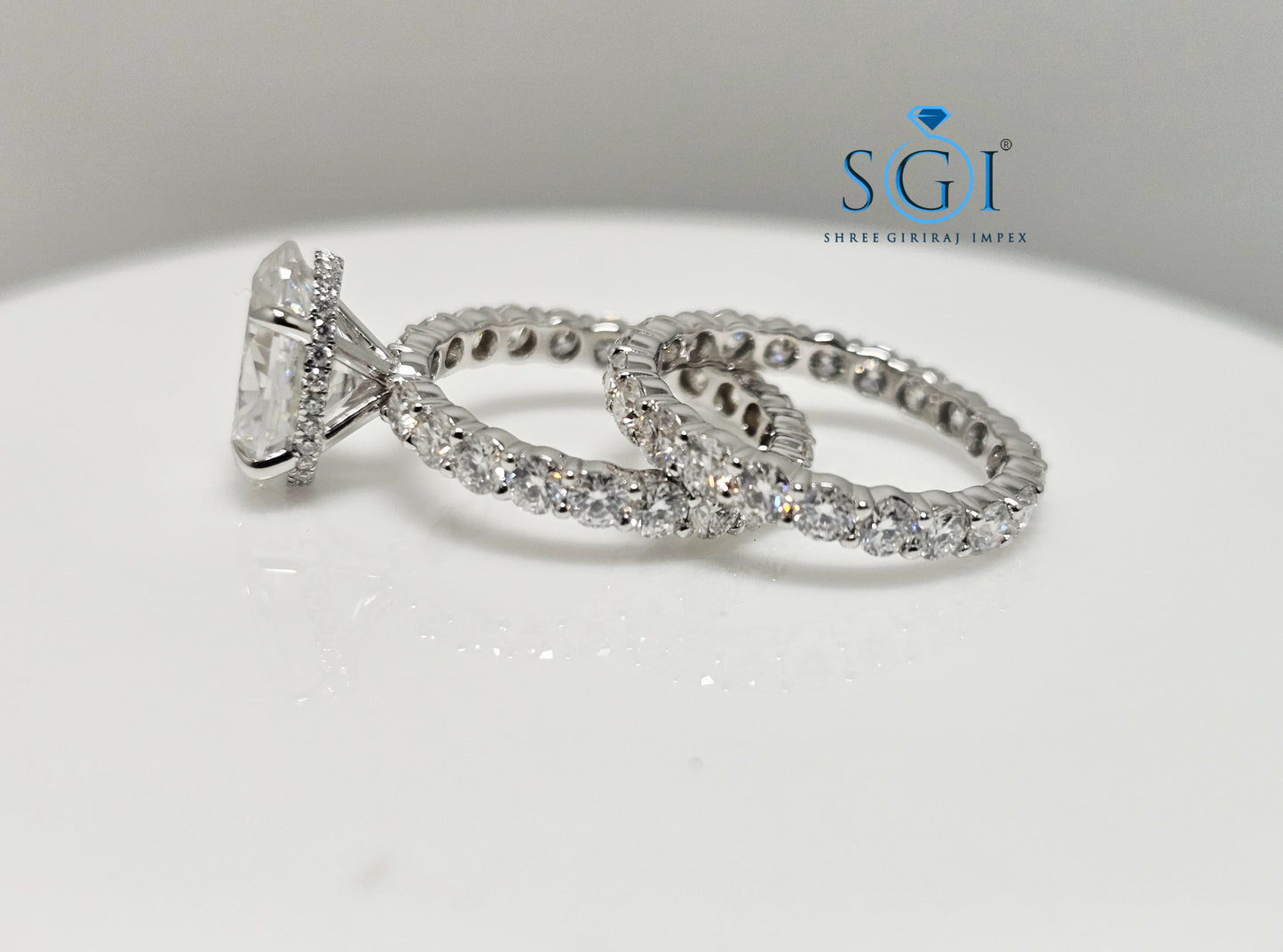 Luxurious 6ct Oval Moissanite Diamond Ring – 18K White Gold Setting