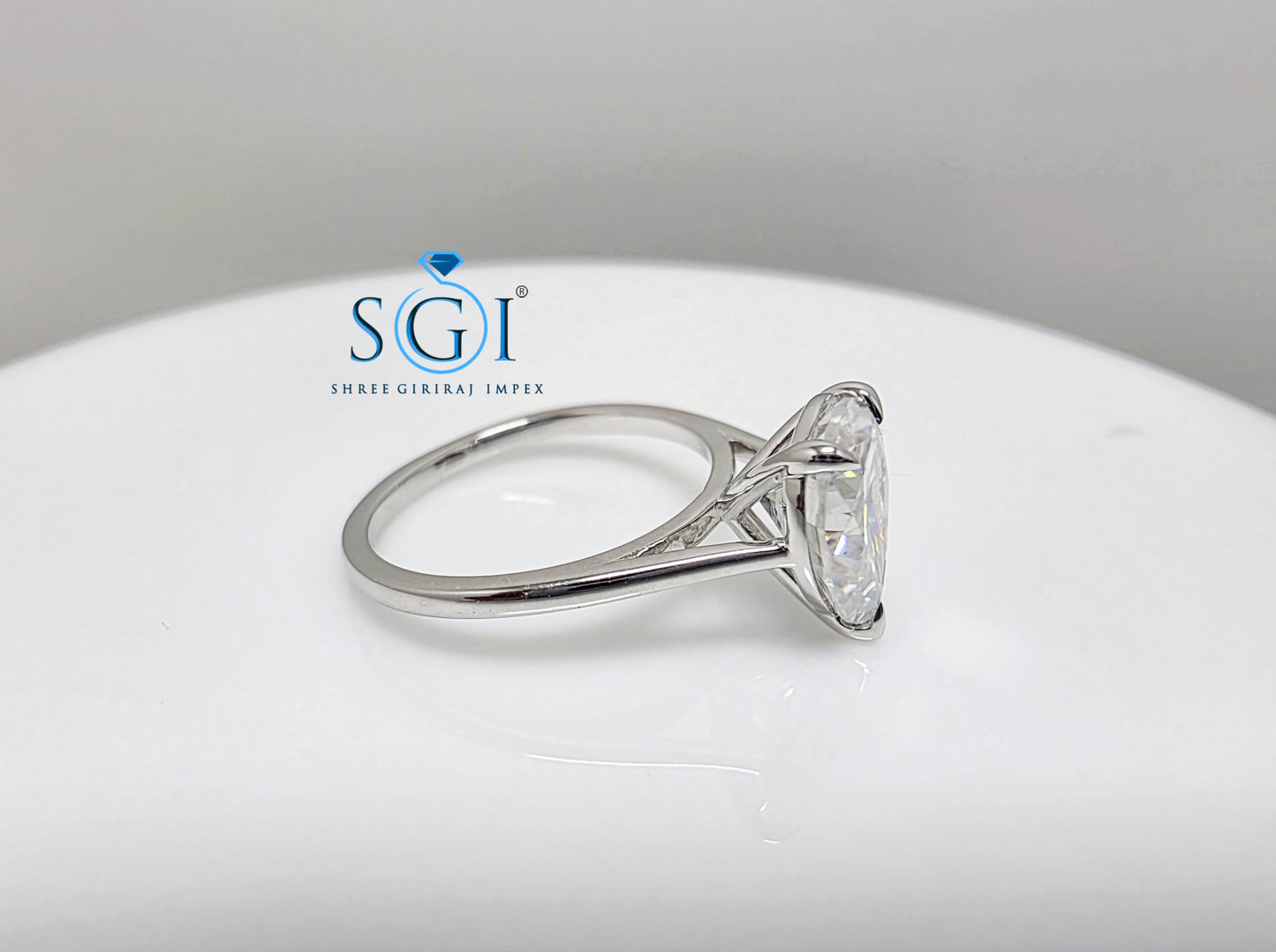 Luxury 2CT Pear Shape Solitaire Ring – 14K White Gold | 7×10mm Elegance