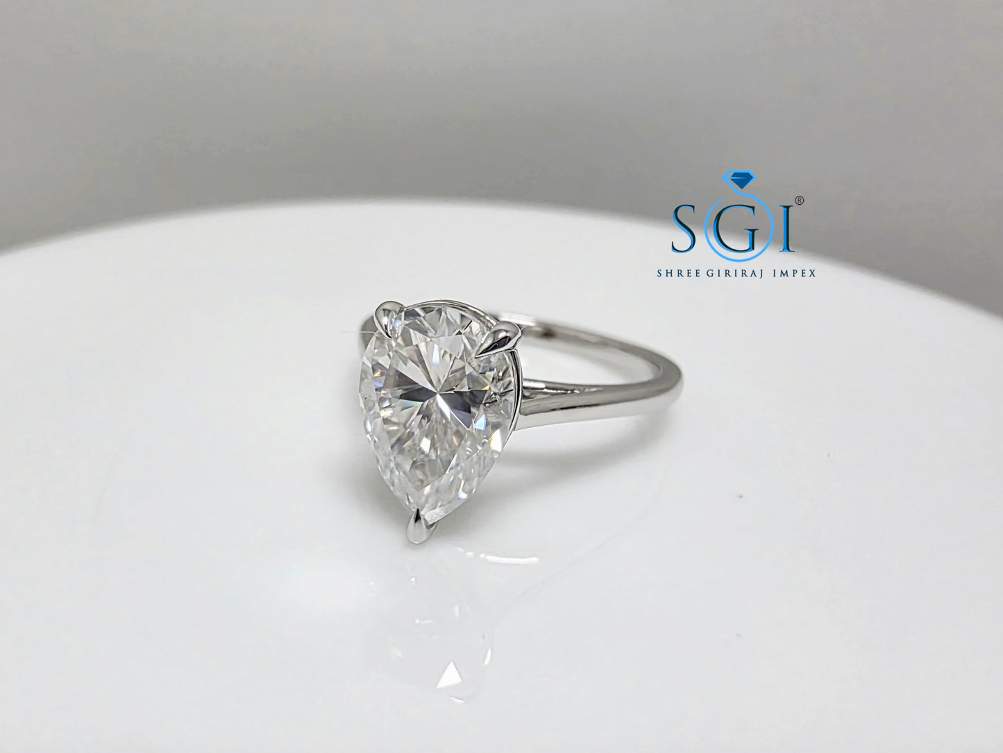 Luxury 2CT Pear Shape Solitaire Ring – 14K White Gold | 7×10mm Elegance
