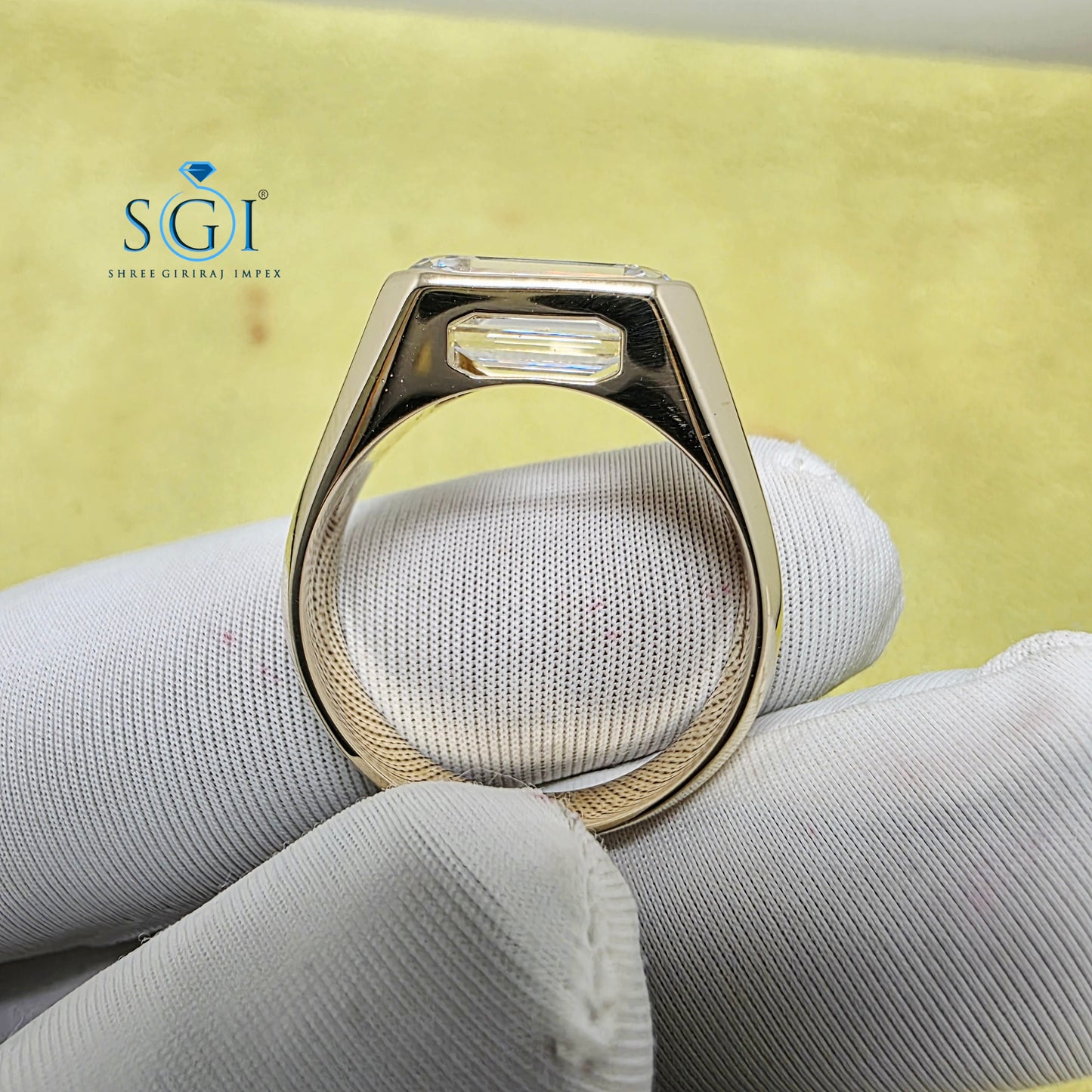 5.01ct IGI Certified Lab Grown Diamond Men's Solitaire Ring in 14k Gold - Premium Statement Band