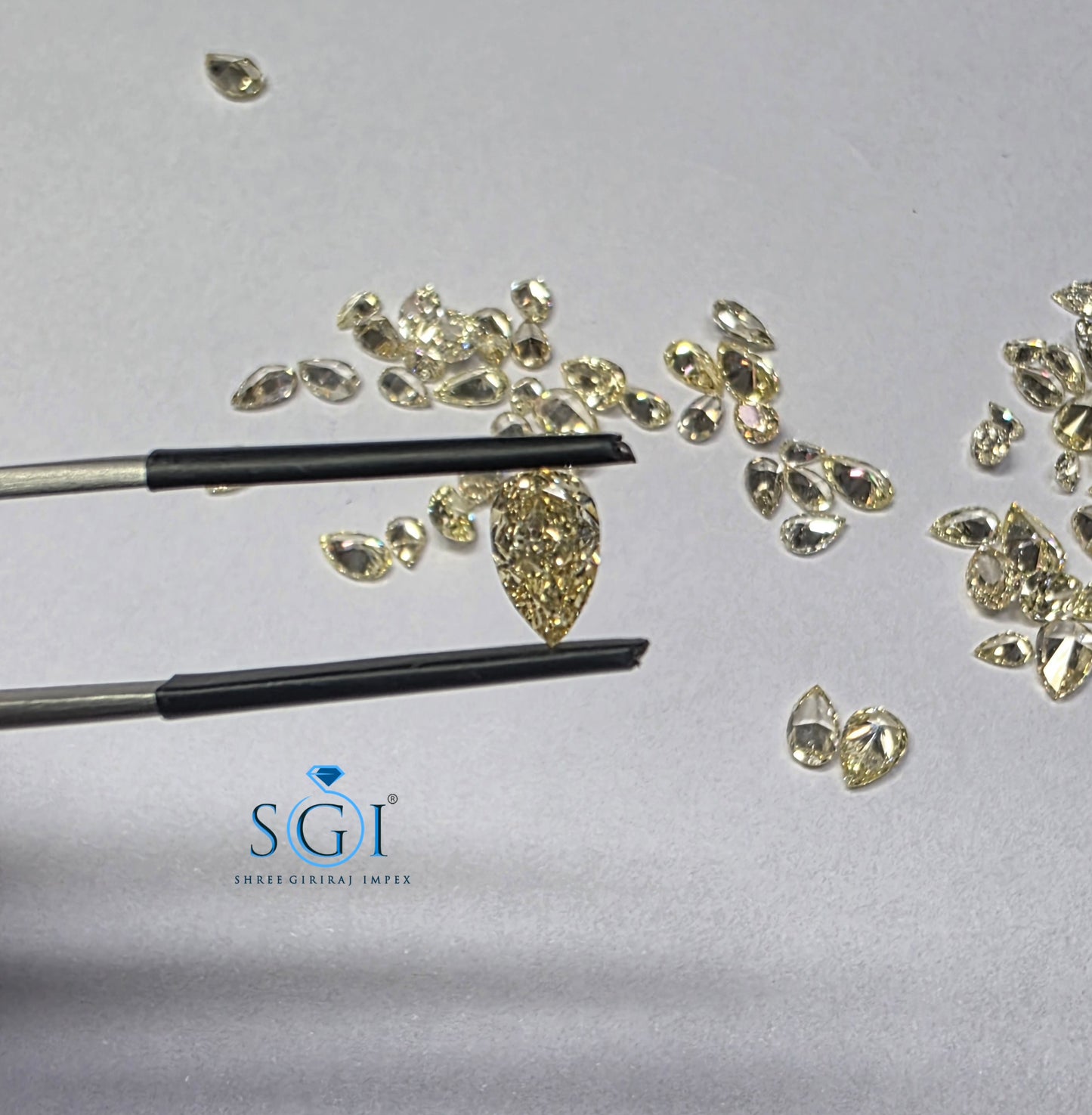 2 Ct Vivid Yellow Lab-Grown CVD Diamond Loose Stone | Non-Certified | Premium Brilliance