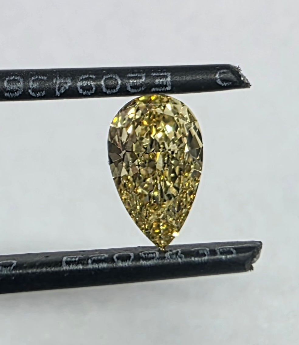 2 Ct Vivid Yellow Lab-Grown CVD Diamond Loose Stone | Non-Certified | Premium Brilliance