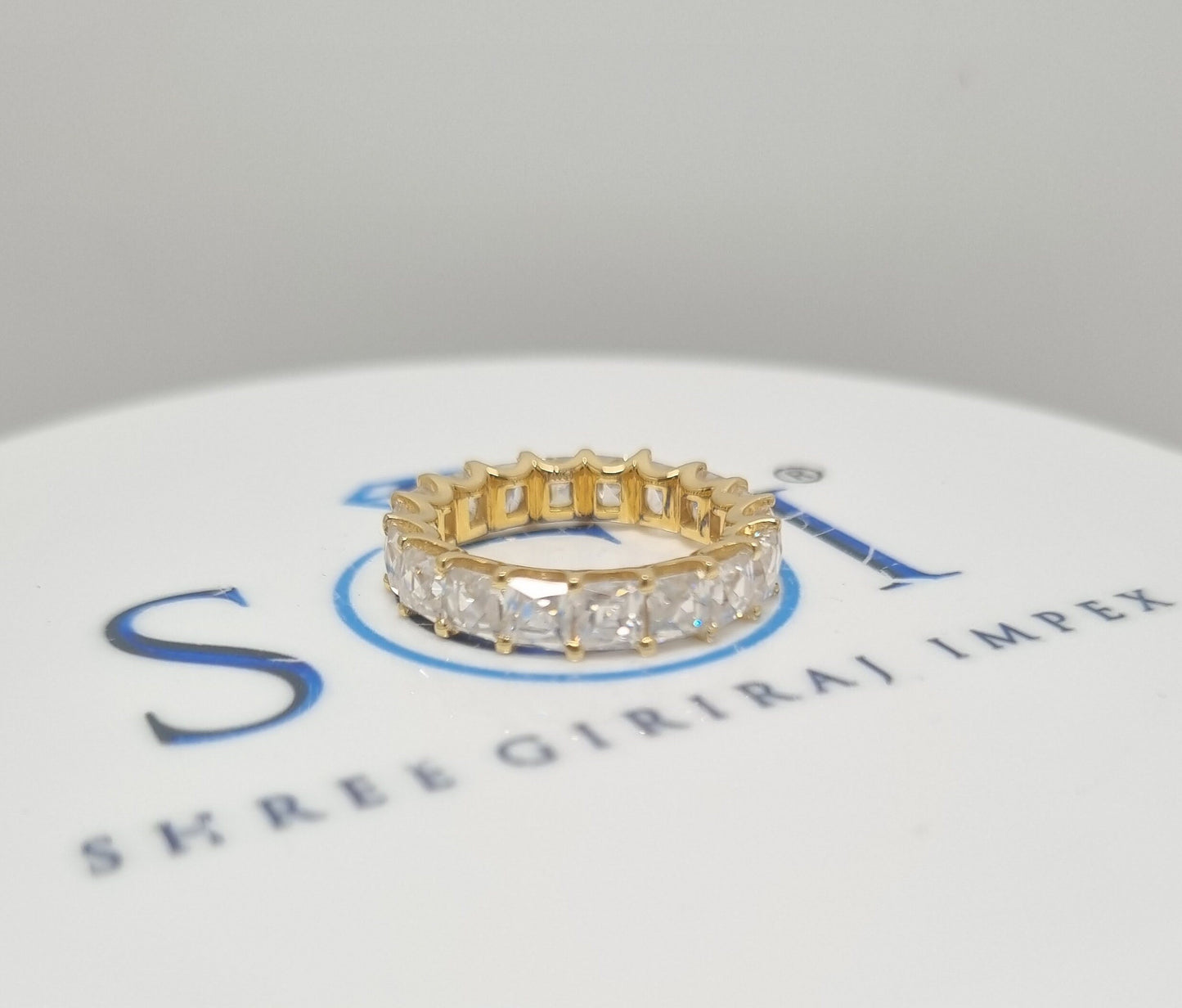 Elegant Princess Cut Moissanite Band – 18K Yellow Gold Stacking Wedding Ring