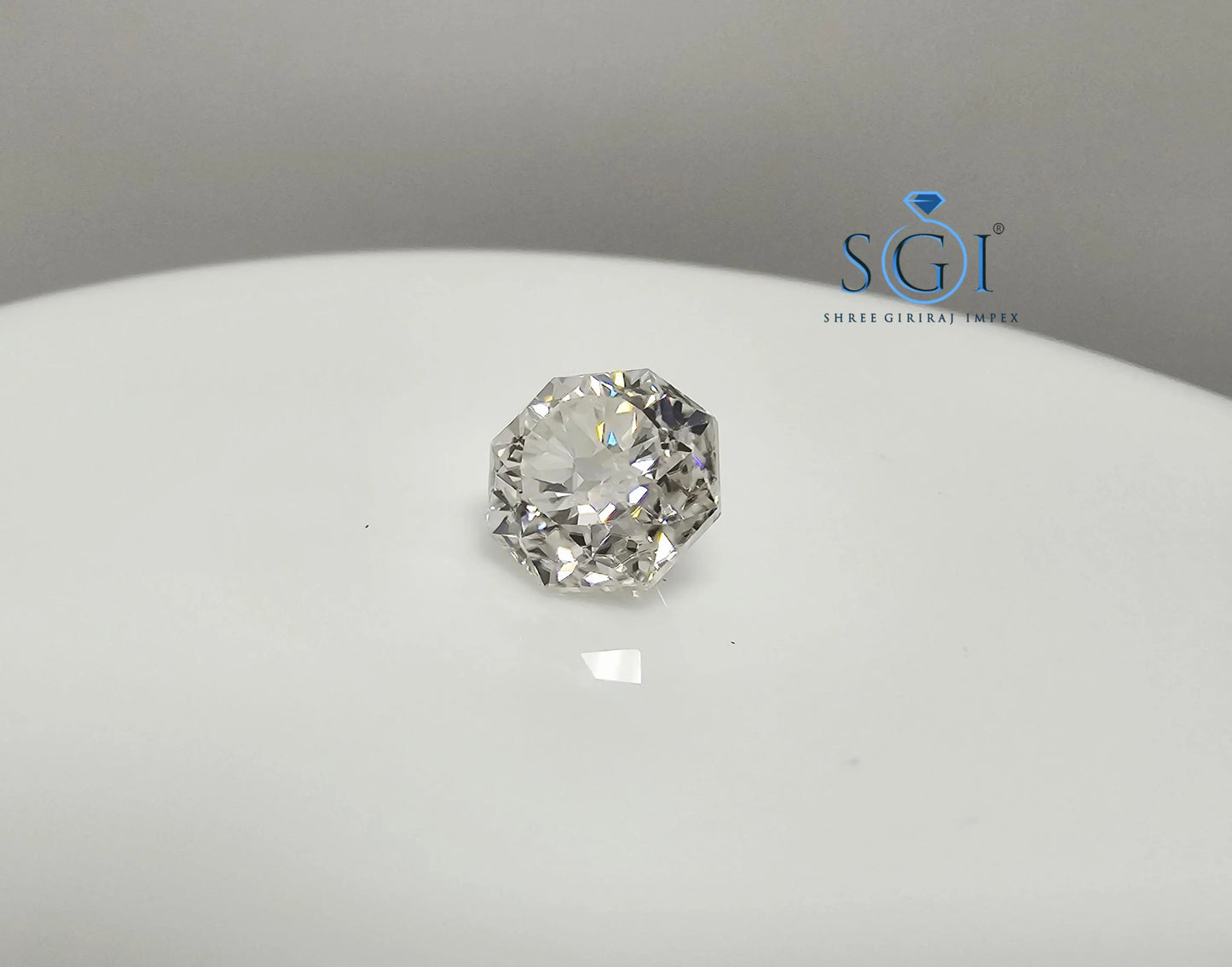 4.04 Ct Octagonal Modified Brilliant Cut White Moissanite Diamond Ideal for Fine Jewellery Settings